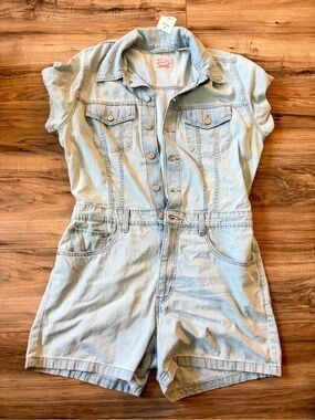 Levi's Women Light Blue Denim Short Sleeve Romper